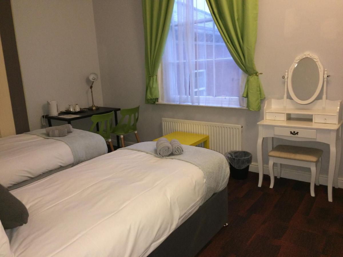 Queens Guesthouse Manchester Eksteriør billede